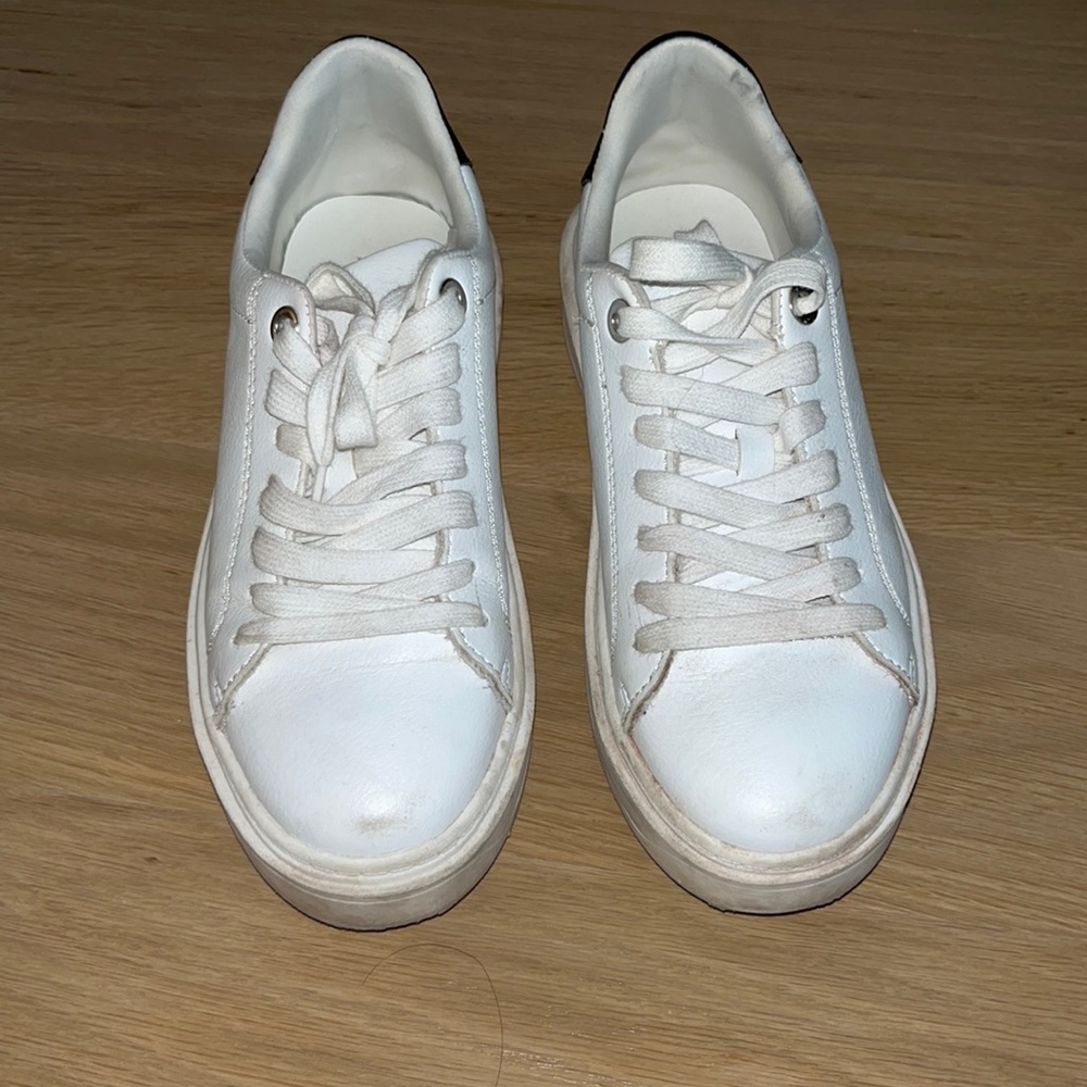 white steve madden sneakers
